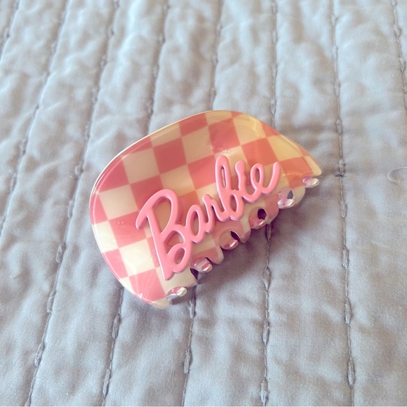 BARBIE Hair Claw Large Checkered Pink - Picture 6 of 6
